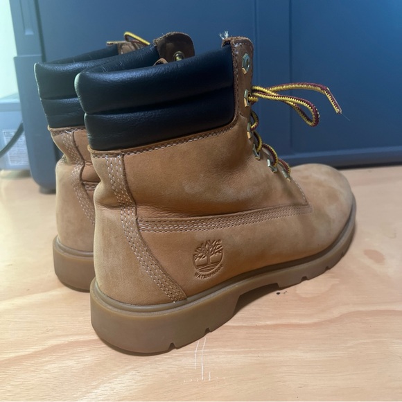 Timberland Original Boots Women's 6" Leather Waterproof Size 8 Wheat Tan - Picture 2 of 5